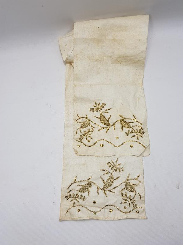 OSMANLI DÖNEMİ ALTIN TEL KIRMA İŞLEMELİ İPEK UÇKUR