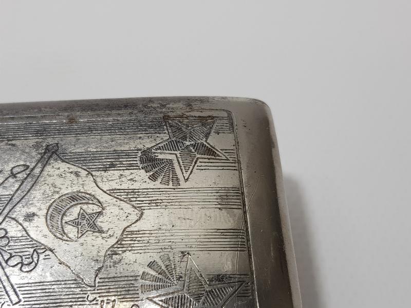 MEŞRUTİYET HATIRASI OSMANLICA YAZILI TÜTÜN TABAKASI