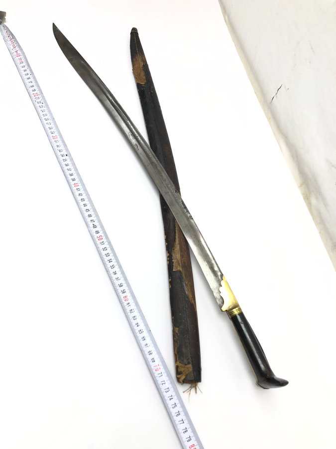 OSMANLI DÖNEMİ ÜZERİ YAZILI YENİÇERİ YATAĞAN KILIÇ