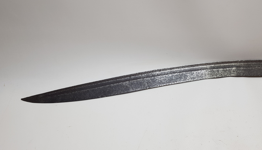 OSMANLI DÖNEMİ GÜMÜŞ ÇAKMA İŞÇİLİKLİ VE DAMLA MERCANLI ÇOK NADİR YENİÇERİ AĞA YATAĞANI