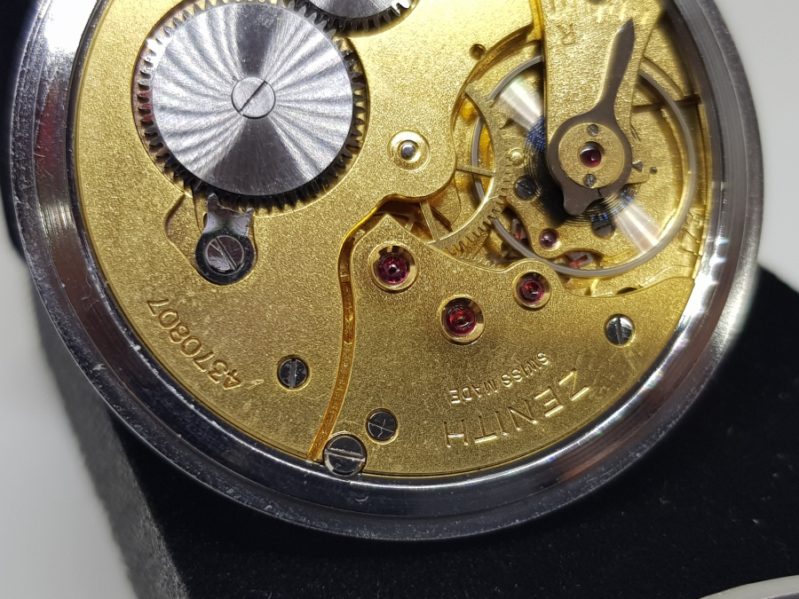 ZENİTH MARKA ÇİL KONDİSYONDA ANTİKA KURMALI SMOKİN CEP SAATİ