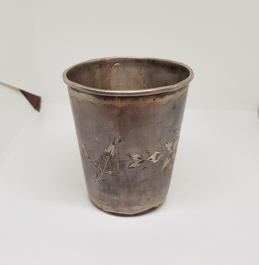 ABDÜLHAMİD HAN DÖNEMİ TUĞRALI GÜMÜŞ KALEM İŞÇİLİKLİ SU BARDAĞI