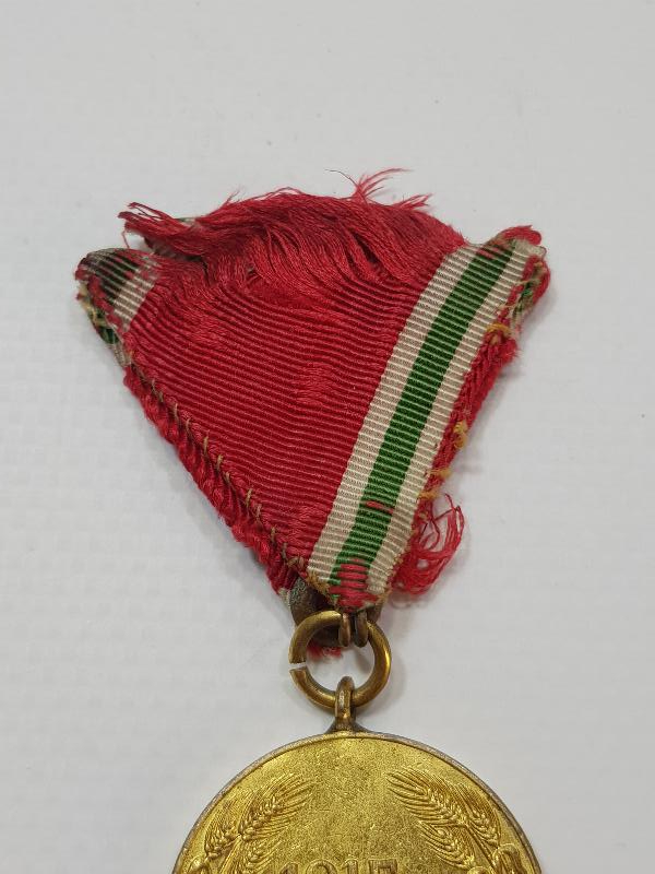 1. DÜNYA SAVAŞI 1915-1918 TARİHLİ NADİR MADALYA