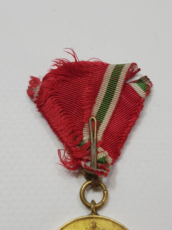 1. DÜNYA SAVAŞI 1915-1918 TARİHLİ NADİR MADALYA