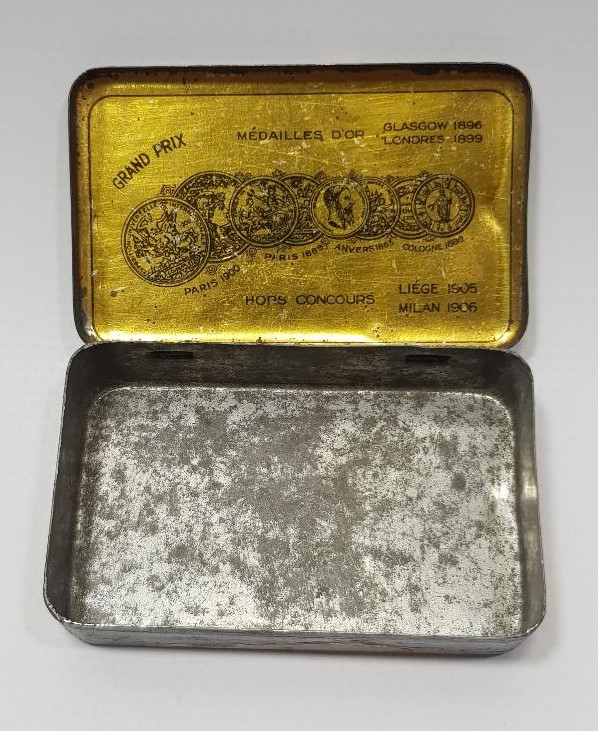 ATATÜRK RESİMLİ OSMANLICA GAZİ SİGARA KUTUSU