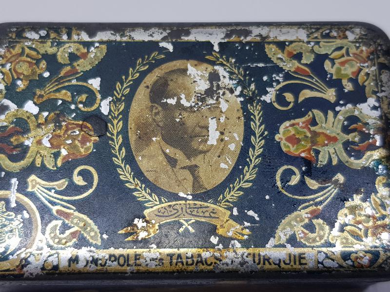 ATATÜRK RESİMLİ OSMANLICA GAZİ SİGARA KUTUSU