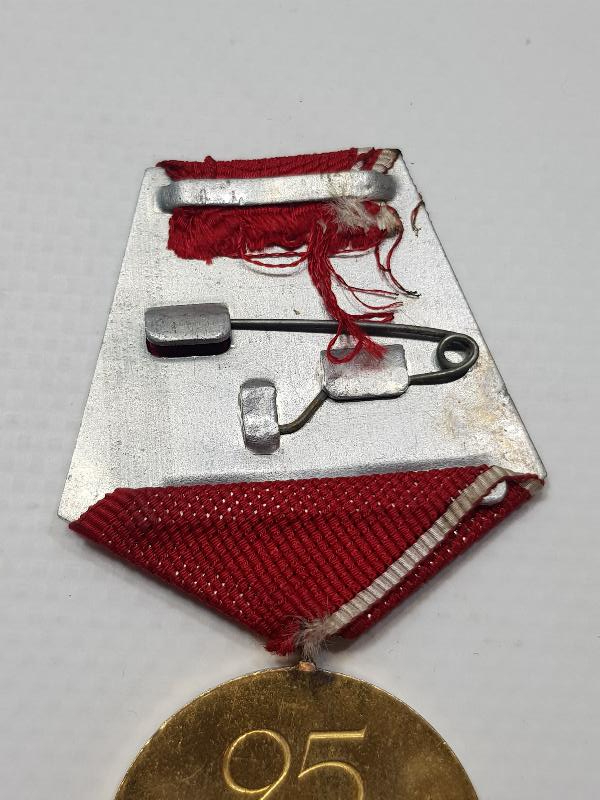 BULGARİSTAN SOVYET HALKIN KURALININ 25. YIL MADALYASI 