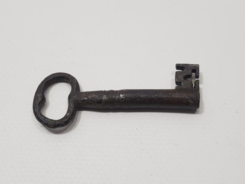 OSMANLI DÖNEMİ RUM İŞİ UCUNDA GİZLİ HAÇ BULUNAN DEMİR ANAHTAR 