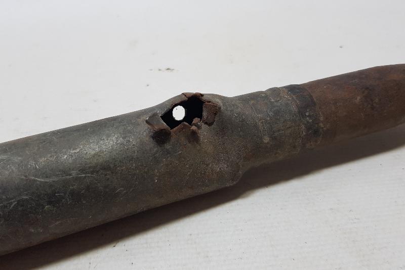 1. DÜNYA SAVAŞI İÇİNDEN MERMİ GEÇMİŞ UÇAKSAVAR MERMİSİ