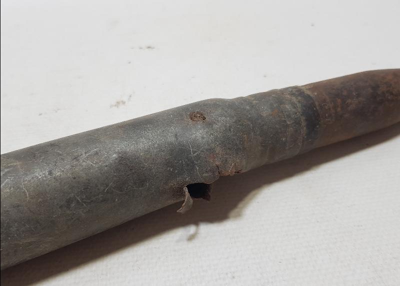 1. DÜNYA SAVAŞI İÇİNDEN MERMİ GEÇMİŞ UÇAKSAVAR MERMİSİ