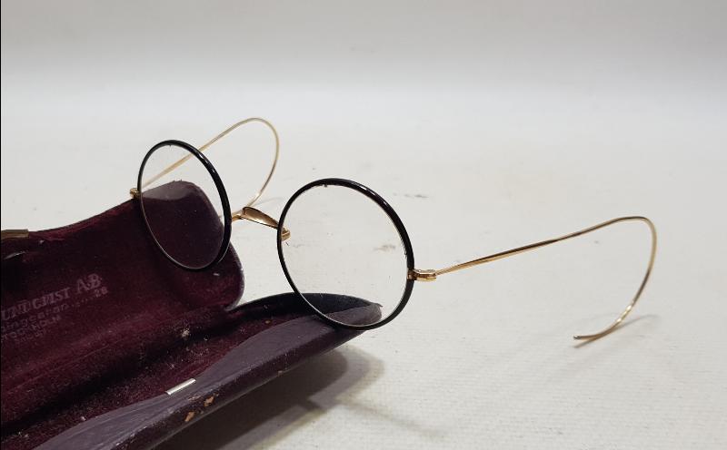 OSMANLI DÖNEMİ ORJİNAL KUTUSUNDA ALTIN KAPLAMA GÖZLÜK