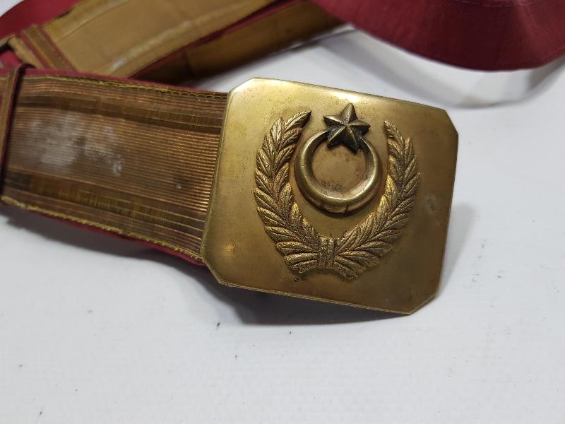 OSMANLI DÖNEMİ ALTIN SIRMA İŞLEMELİ SUBAY KEMERİ