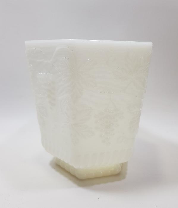 ANTİKA TAŞ OPALİN VAZO 