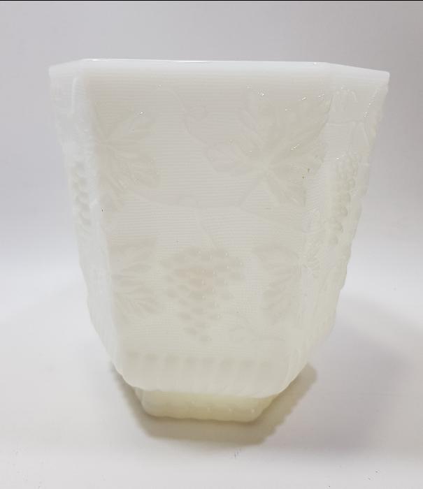 ANTİKA TAŞ OPALİN VAZO 