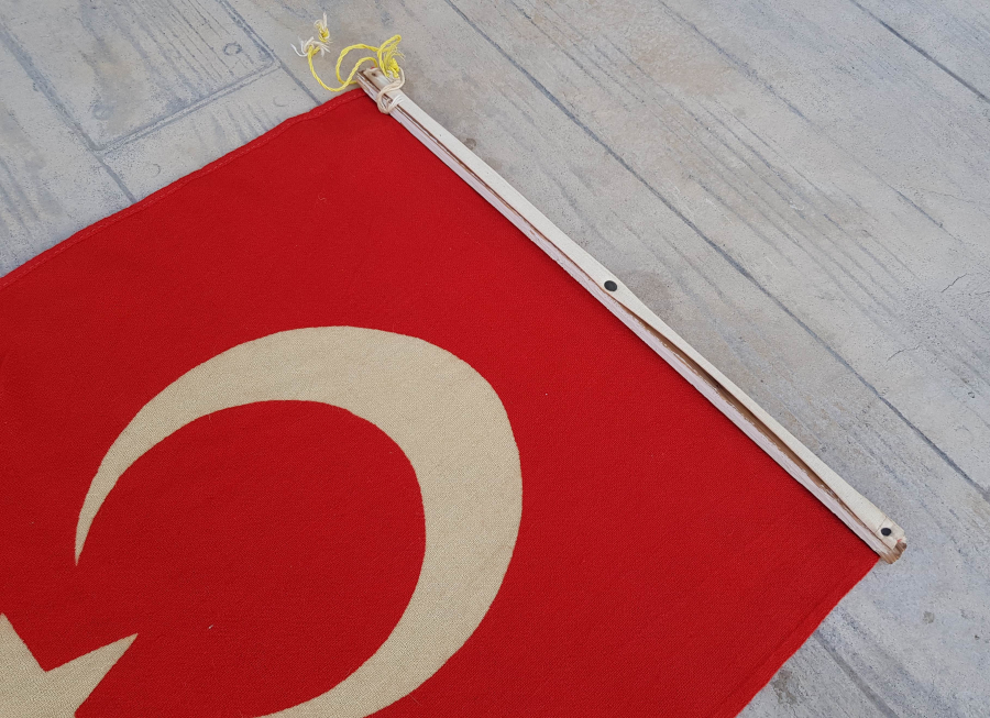 ORJİNAL AHŞABI İLE CUMHURİYET BAŞLARI KÖK BOYALI BÜYÜK BOY BAYRAK