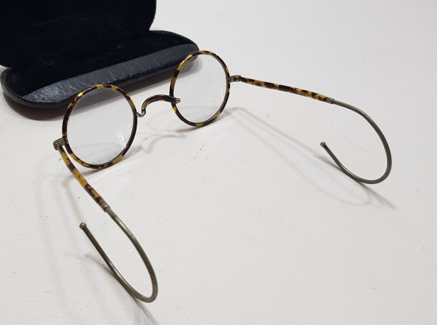 OSMANLI DÖNEMİ BAĞA TÜCCAR GÖZLÜĞÜ