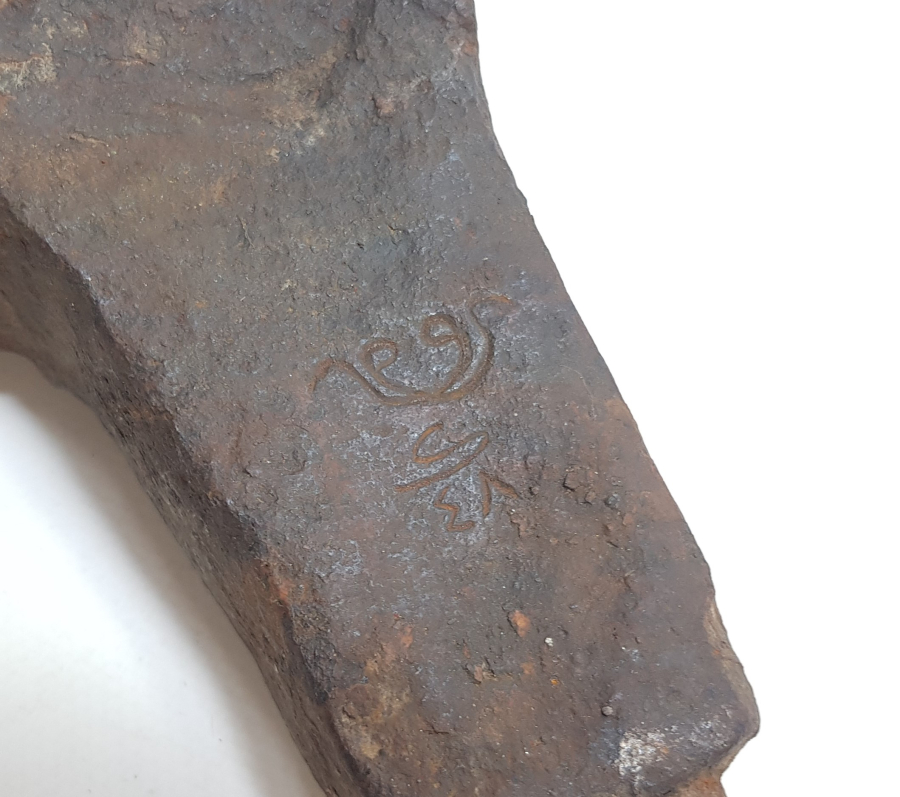 OSMANLI DÖNEMİ ÇOK NADİR REMİZLİ VE BÖLÜK NUMARALI YENİÇERİ KILIÇ ÖRSÜ