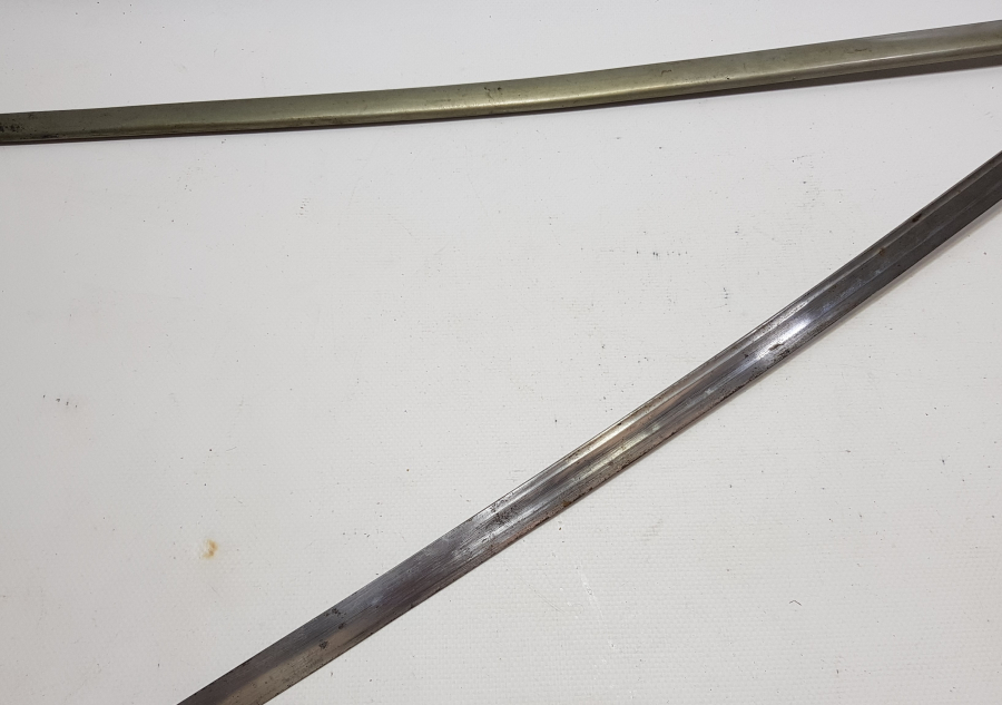 OSMANLI DÖNEMİ İGUANA SAPLI ÇOK NADİR SUBAY KILICI