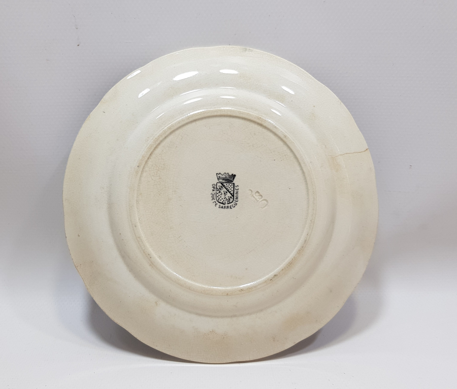 TÜRKLERE SALDIRAN FRANSIZLAR KONULU OSMANLI DÖNEMİ PORSELEN TABAK