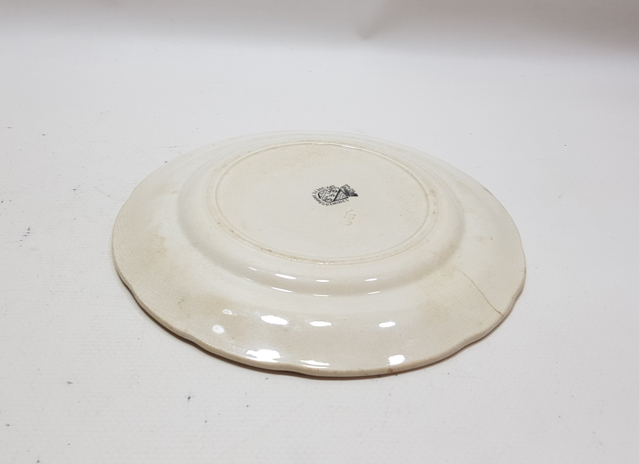 TÜRKLERE SALDIRAN FRANSIZLAR KONULU OSMANLI DÖNEMİ PORSELEN TABAK