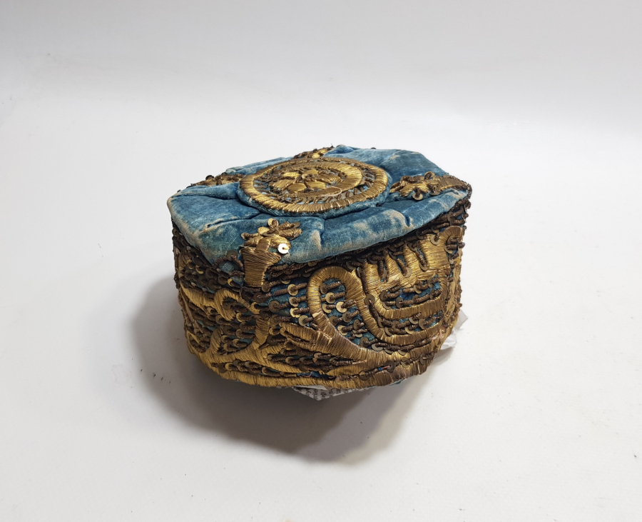 ÜZERİ OSMANLICA YAZILI VE AY YILDIZLI OSMANLI DÖNEMİ BOSNA İŞİ ÇOK NADİR GELİN FESİ