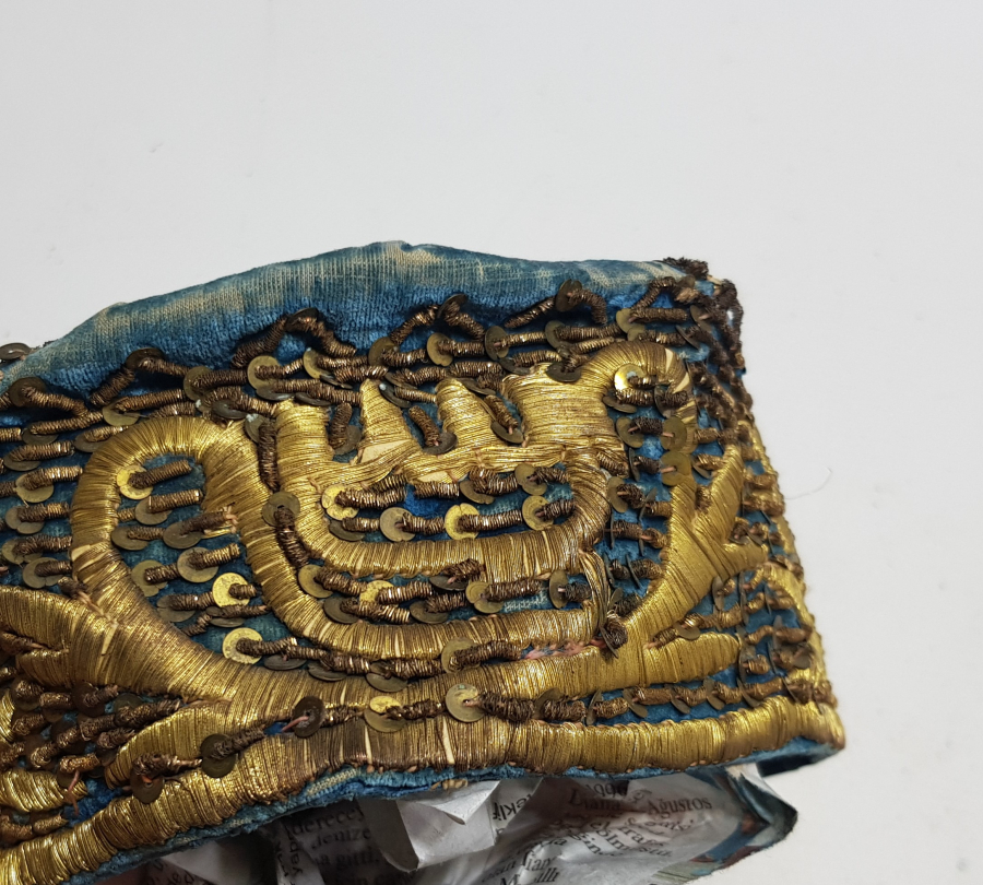 ÜZERİ OSMANLICA YAZILI VE AY YILDIZLI OSMANLI DÖNEMİ BOSNA İŞİ ÇOK NADİR GELİN FESİ