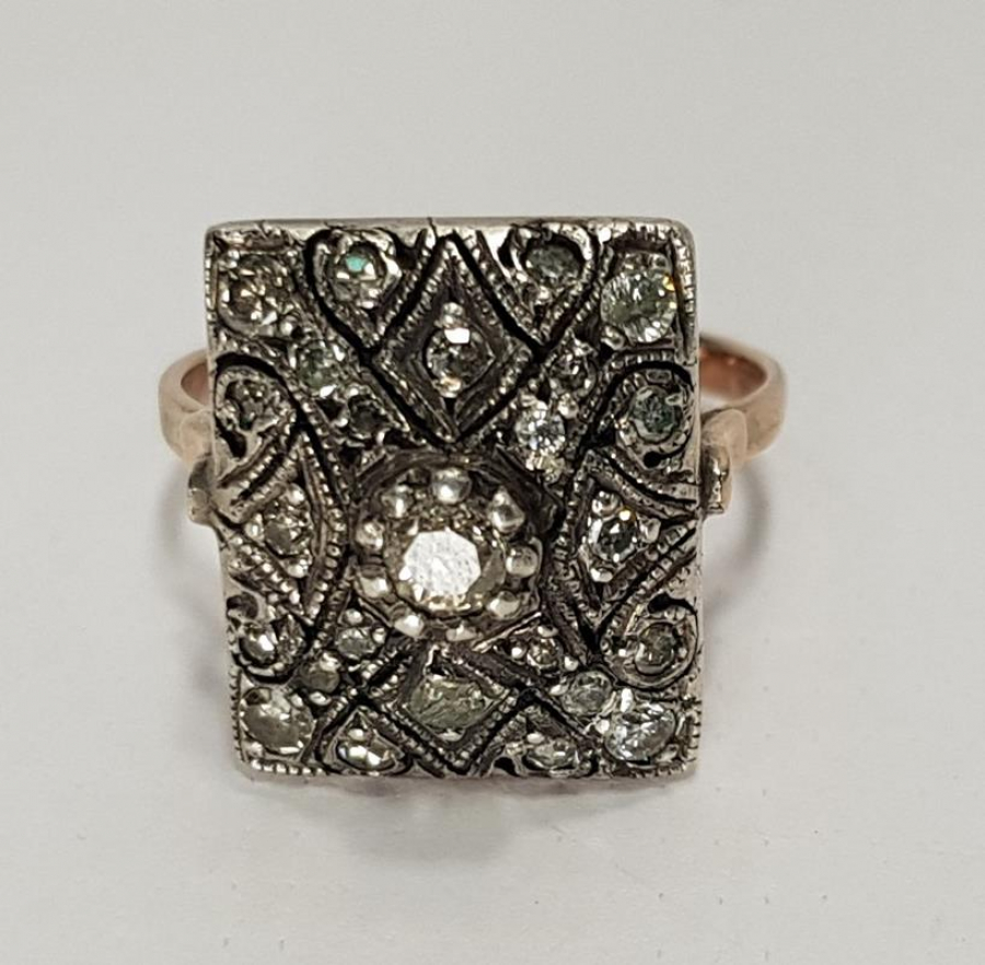 PIRLANTA TAŞLARLA SÜSLÜ ANTİKA ALTIN YÜZÜK