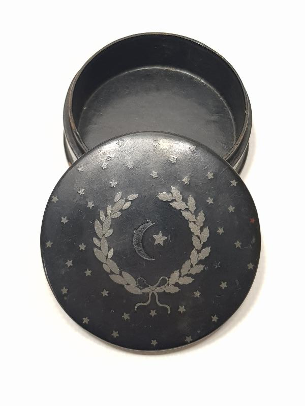 OSMANLI DÖNEMİ AY YILDIZLI PAPIER MACHE KUTU