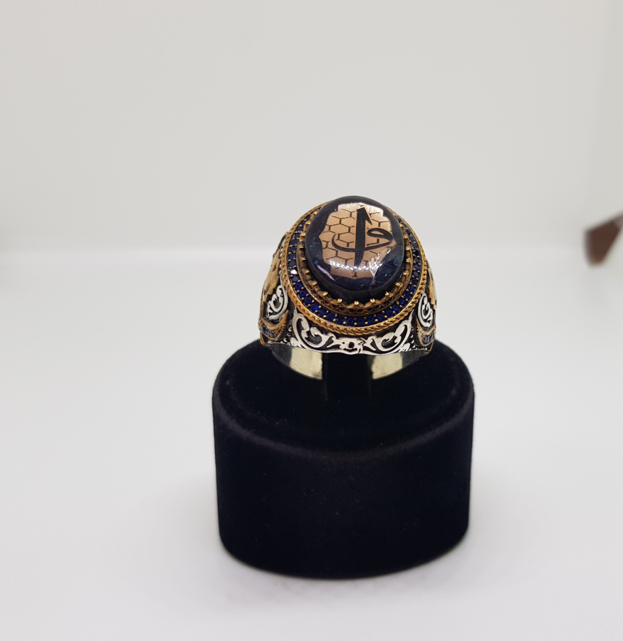 ÜZERİNDE VAV VE ELİF HARFLERİ BULUNAN BÜYÜK BOY ÖZEL YAPIM GÜMÜŞ YÜZÜK