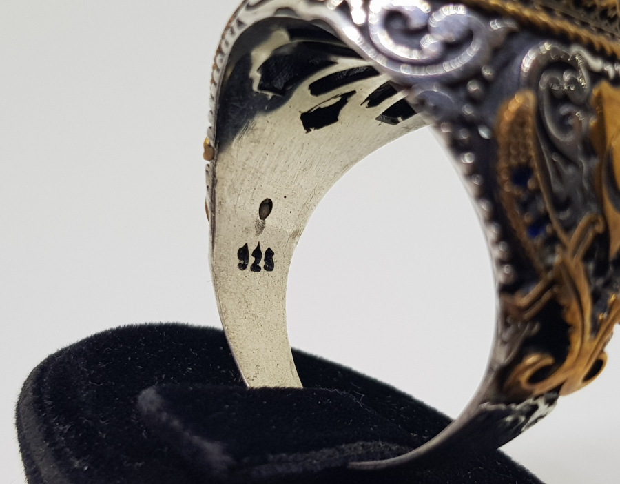 ÜZERİNDE VAV VE ELİF HARFLERİ BULUNAN BÜYÜK BOY ÖZEL YAPIM GÜMÜŞ YÜZÜK