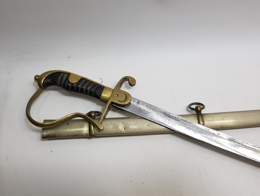 1. DÜNYA SAVAŞI DÖNEMİ BOYNUZ SAPLI VE AY YILDIZLI OSMANLI HAFİF SÜVARİ KILICI