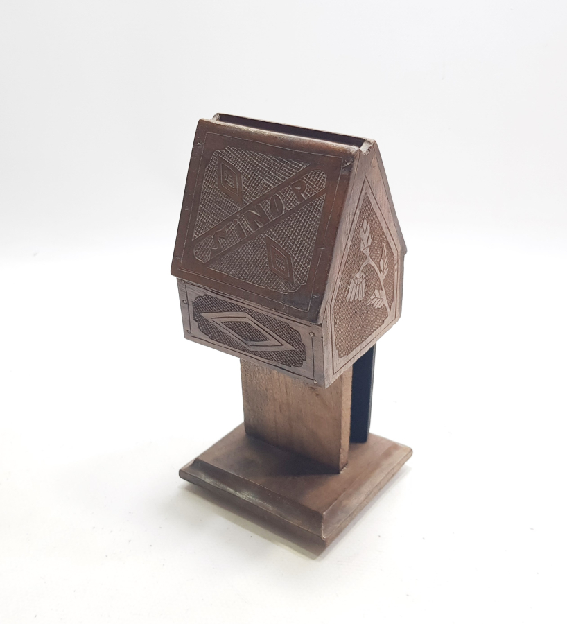 BİR MAHKUMUN İÇ DÜNYASINI ANLATAN SİNOP CEZAEVİ YAPIMI NADİR AHŞAP SİGARALIK