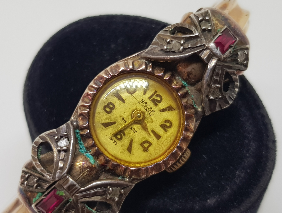 ELMAS VE YAKUT TAŞLI ÖZEL YAPIM ANTİKA ALTIN SAAT