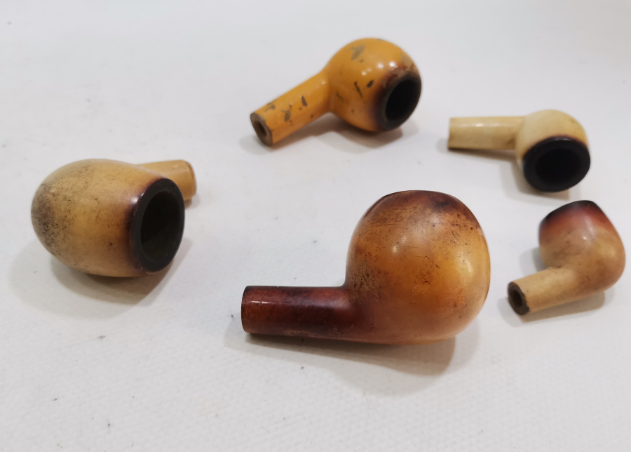 FARKLI BOYUTLARDA ANTİKA PİPO PARÇALARI LOTU