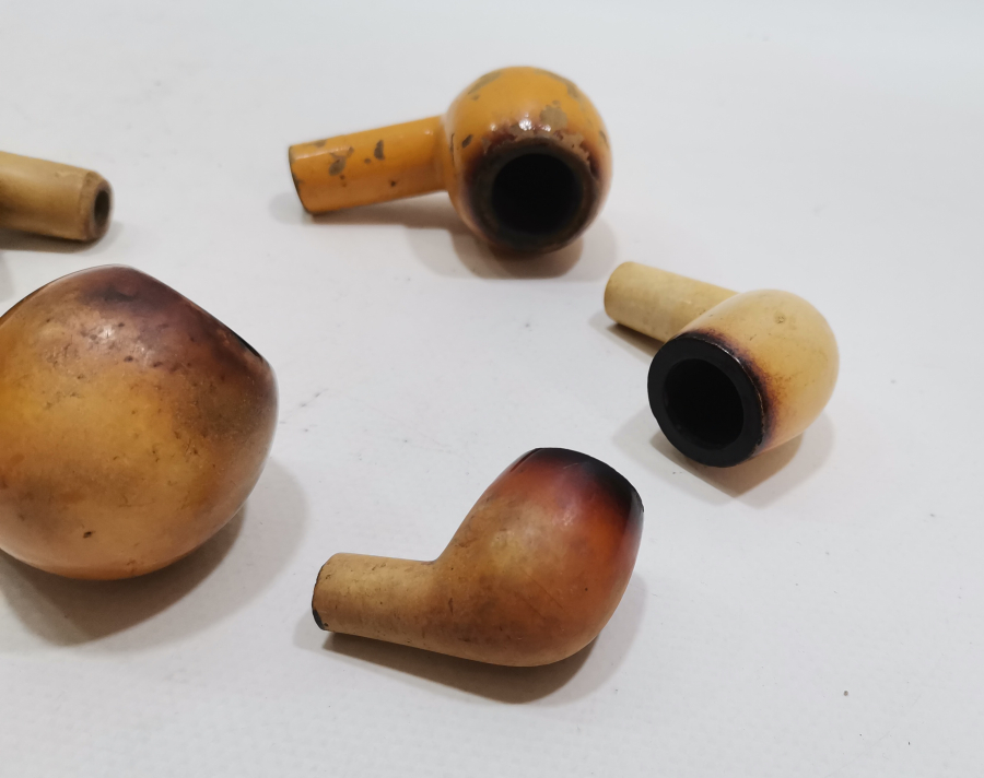 FARKLI BOYUTLARDA ANTİKA PİPO PARÇALARI LOTU