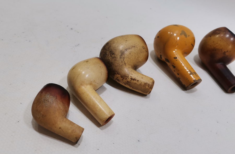 FARKLI BOYUTLARDA ANTİKA PİPO PARÇALARI LOTU