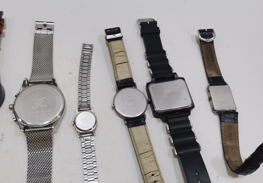 HALİYLE KONDİSYONDA KOL SAATLER LOTU