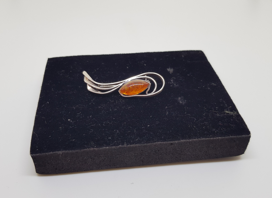 ÖZEL YAPIM DAMLA KEHRİBAR BROŞ