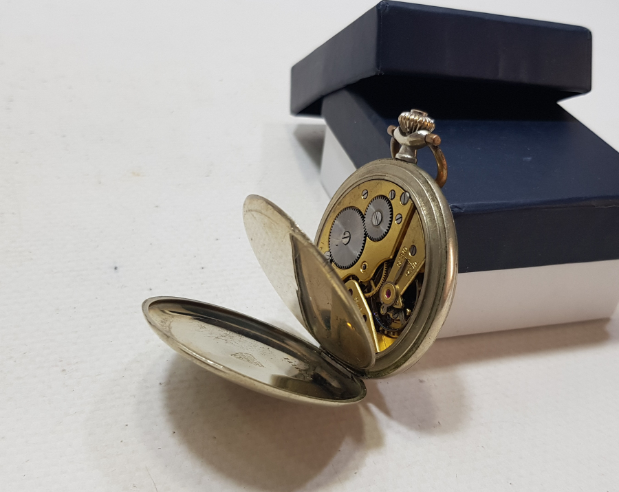 ANTİKA KURMALI OMEGA CEP SAATİ