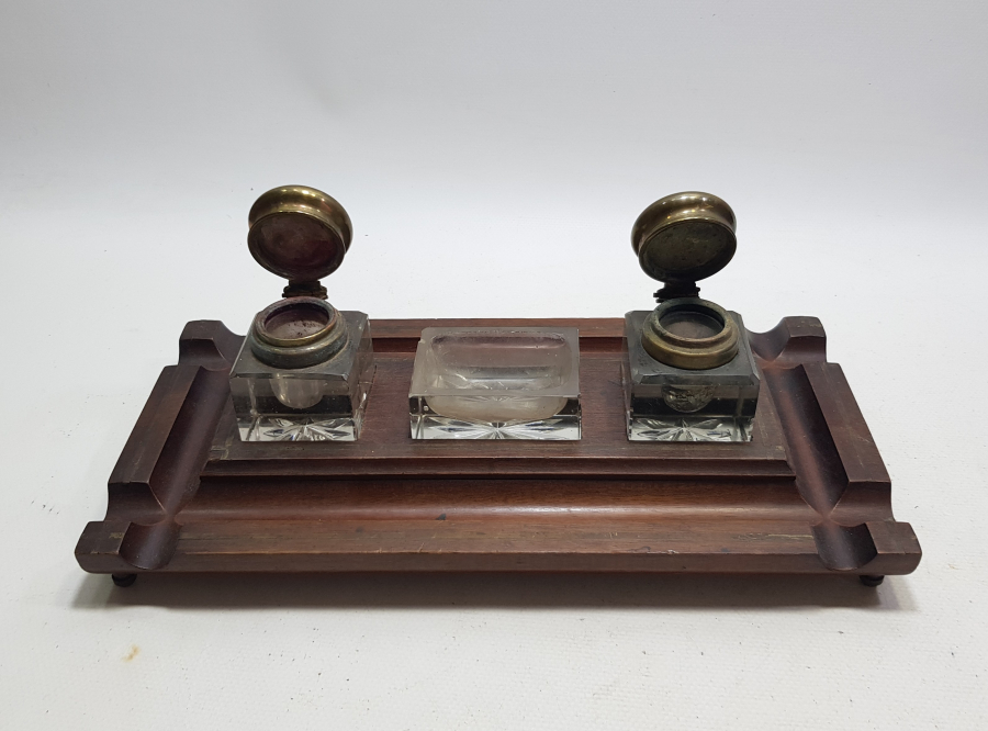 ÇOK NADİR ANTİKA AHŞAP KAİDELİ YÜKSEK KONDİSYONDA ANTİKA YAZI TAKIMI