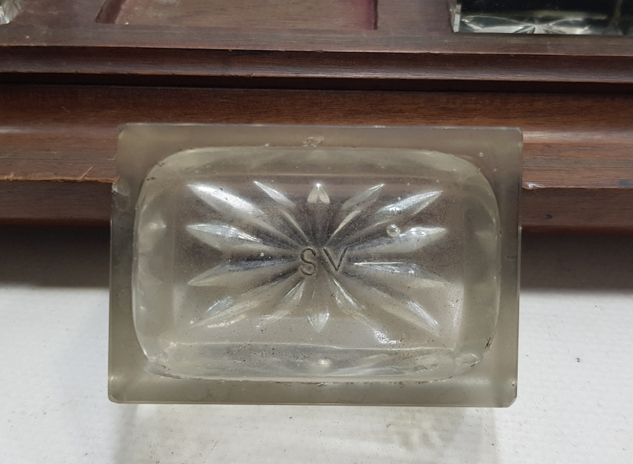 ÇOK NADİR ANTİKA AHŞAP KAİDELİ YÜKSEK KONDİSYONDA ANTİKA YAZI TAKIMI