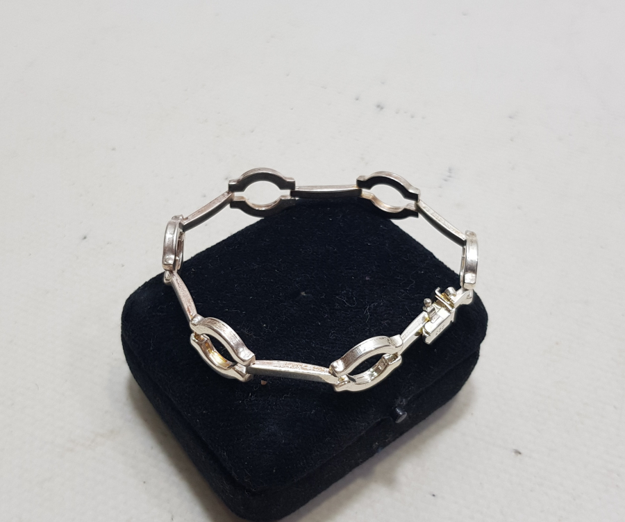 KELEPÇE FORMLU ÖZEL YAPIM GÜMÜŞ BİLEKLİK