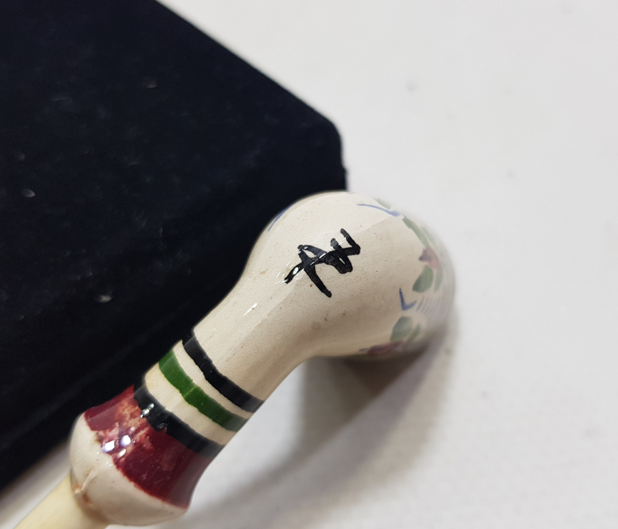 OSMANLI DÖNEMİ KÜTAHYA İŞİ EL BOYAMA USTA İMZALI PİPO