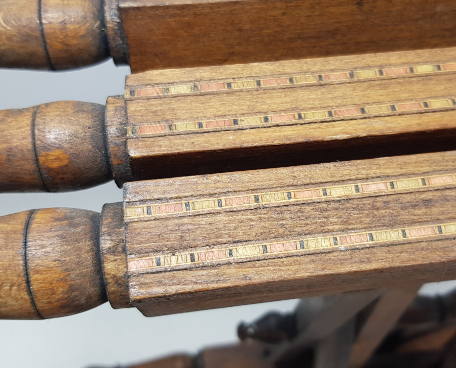 OSMANLI DÖNEMİ MARKUTERİ İŞÇİLİKLİ VE AY YILDIZLI KONAK İŞİ BÜYÜK BOY SOFRA ALTLIĞI