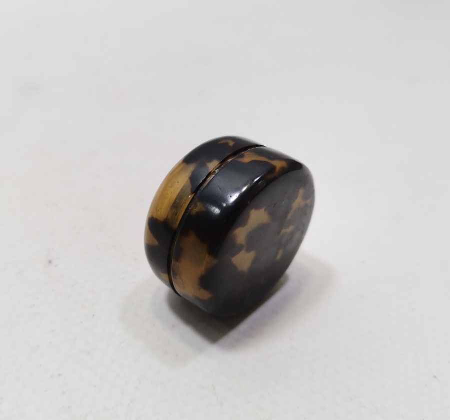 OSMANLI DÖNEMİ KAPAKLI BAĞA ENFİYE KUTUSU