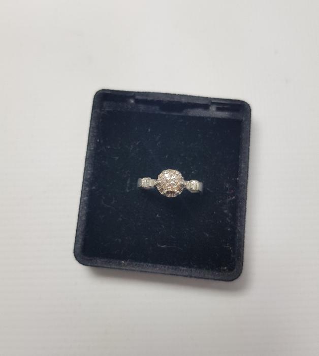 ANTİKA TEK TAŞ PIRLANTA YÜZÜK