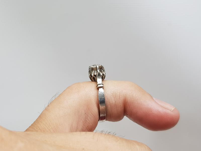 ANTİKA TEK TAŞ PIRLANTA YÜZÜK