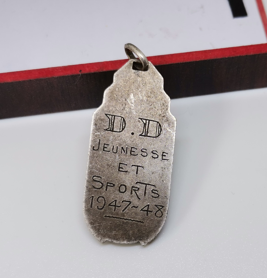 1947-1948 YILLARINA AİT ANTİKA GÜMÜŞ MADALYA