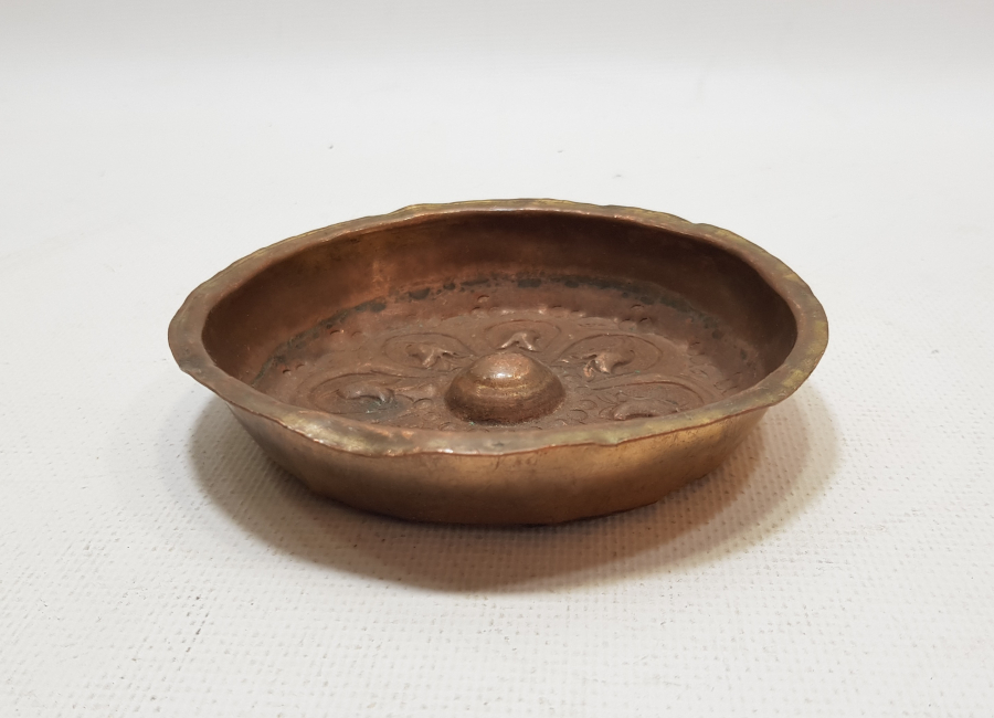 ÜZERİ LALE MOTİFLİ VE ALTIN VERMEYLİ BEBEK KIRKLIK TASI