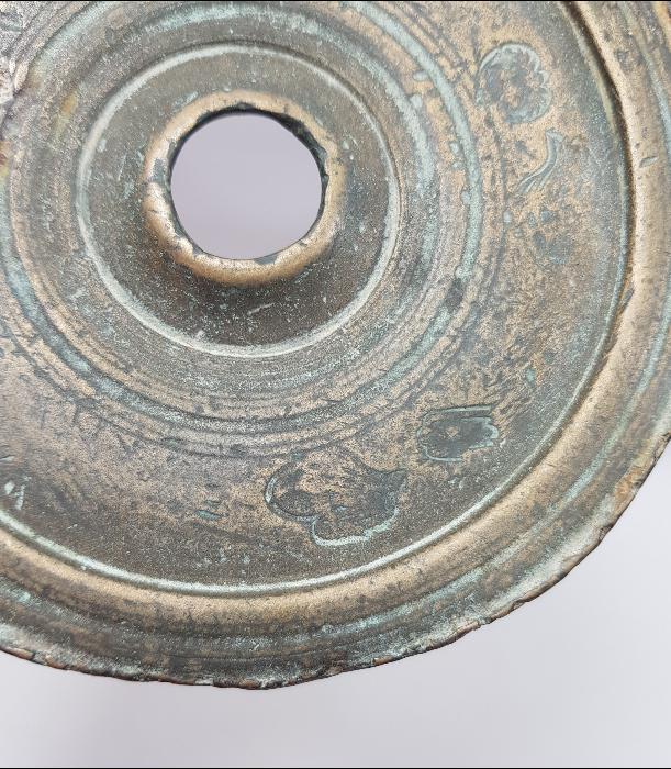 ÜZERİNDE OSMANLI TUĞRALARI BULUNAN BOL DAMGALI BRONZ DİRHEM